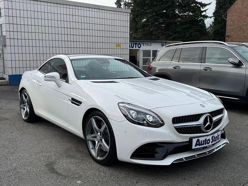 Gebraucht Mercedes SLC200 AMG line 184 PS (135 kW) 2016 Weiß Cabrio