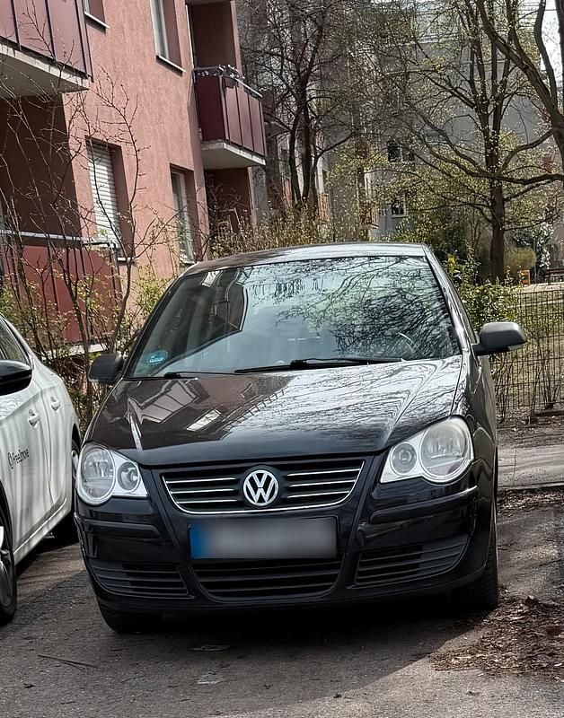 Gebraucht VW Polo 54 PS (39 kW) 2005 Schwarz Kleinwagen