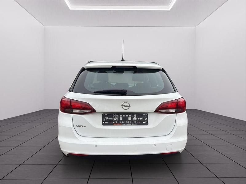 Usado Opel Astra Edition 122 HP (89 kW) 2022 Branco Carrinha