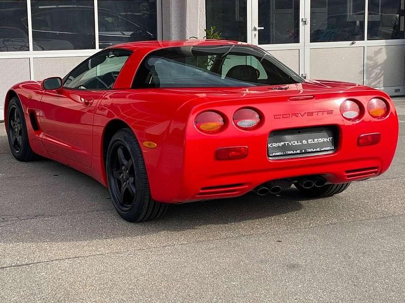 Second-hand Corvette C5 344 CP (253 kW) 1998 Roșu Coupe