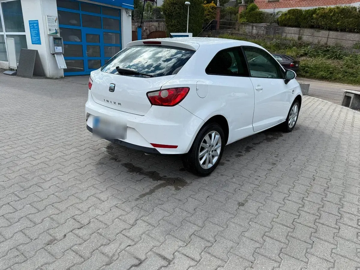Gebraucht Seat Ibiza 105 PS (77 kW) 2013 Weiß Coupé