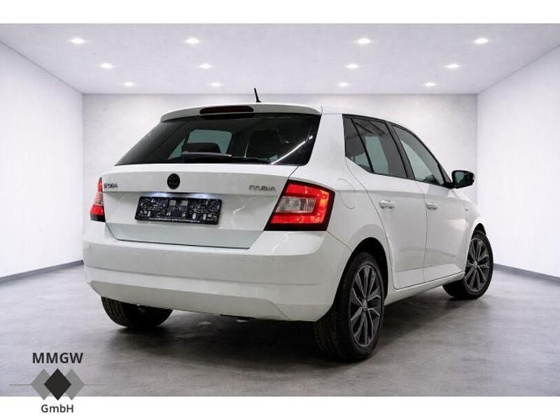 Gebraucht Skoda Fabia Drive 115 PS (84 kW) 2017 Weiß Limousine