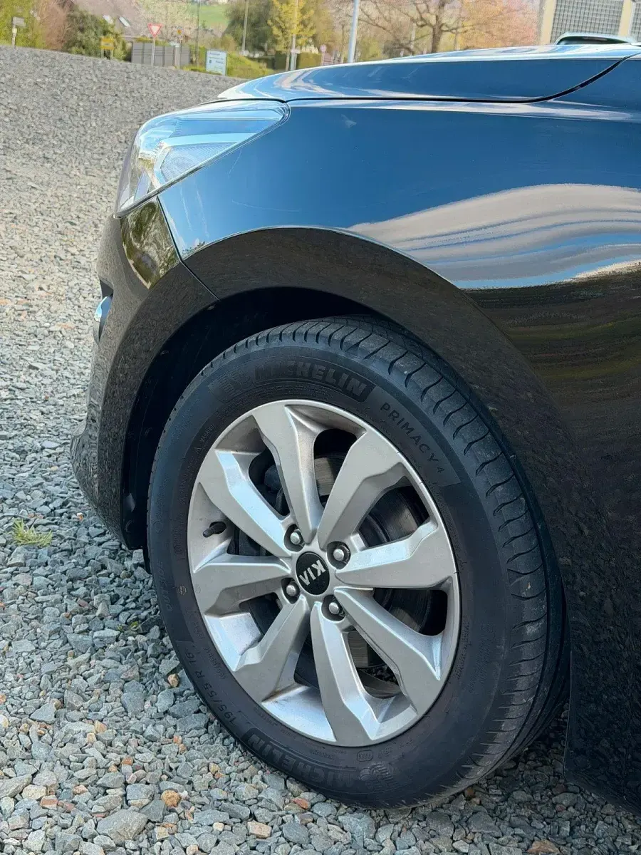 Gebraucht Kia Rio Vision 100 PS (73 kW) 2021 Schwarz Limousine