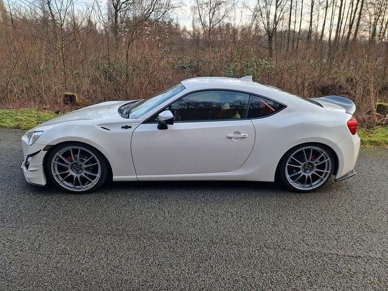 Gebraucht Toyota GT86 GT 200 PS (147 kW) 2015 Weiß Coupé