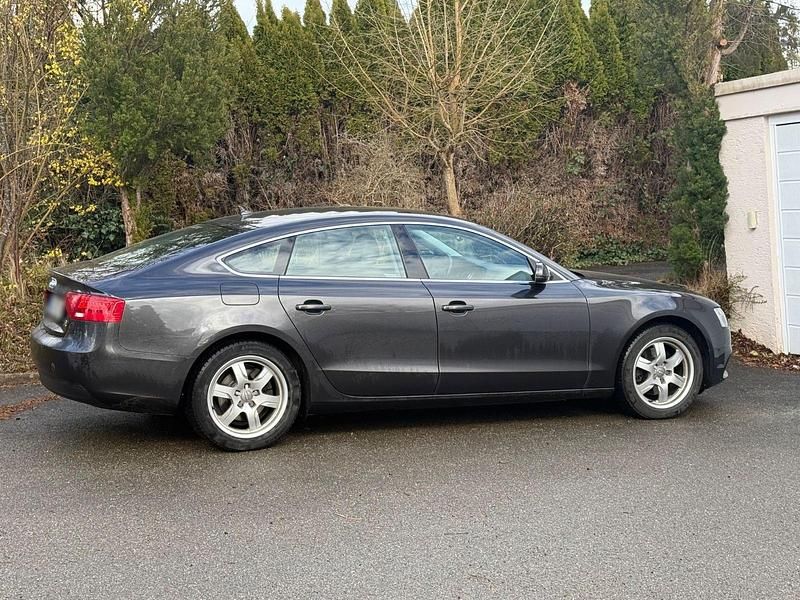 Gebraucht Audi A5 Sportback 177 PS (130 kW) 2015 Grau Kleinwagen