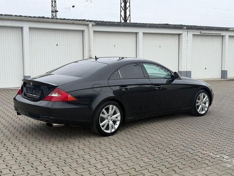 Gebraucht Mercedes CLS320 224 PS (164 kW) 2007 Schwarz Limousine