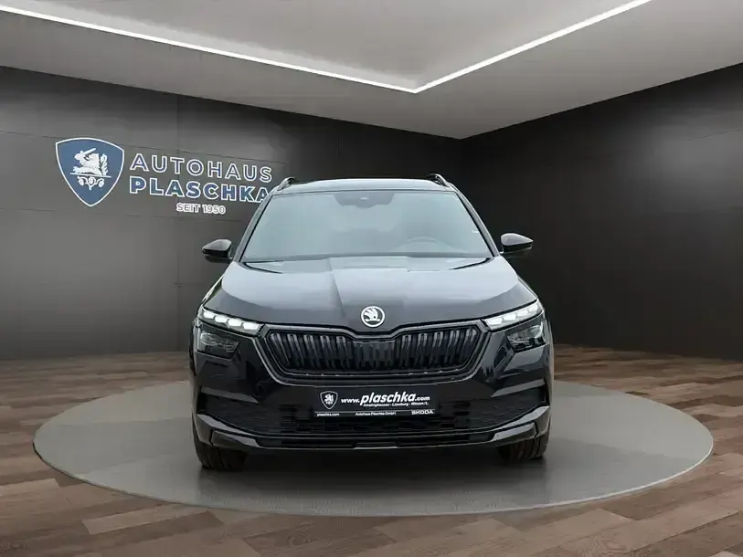 Gebraucht Skoda Kamiq Monte Carlo 95 PS (69 kW) 2023 Schwarzmagic perleffekt SUV