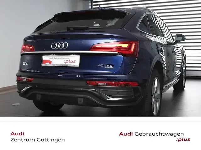 Gebraucht Audi Q5 Sportback 204 PS (150 kW) 2022 Navarrablau metallic SUV