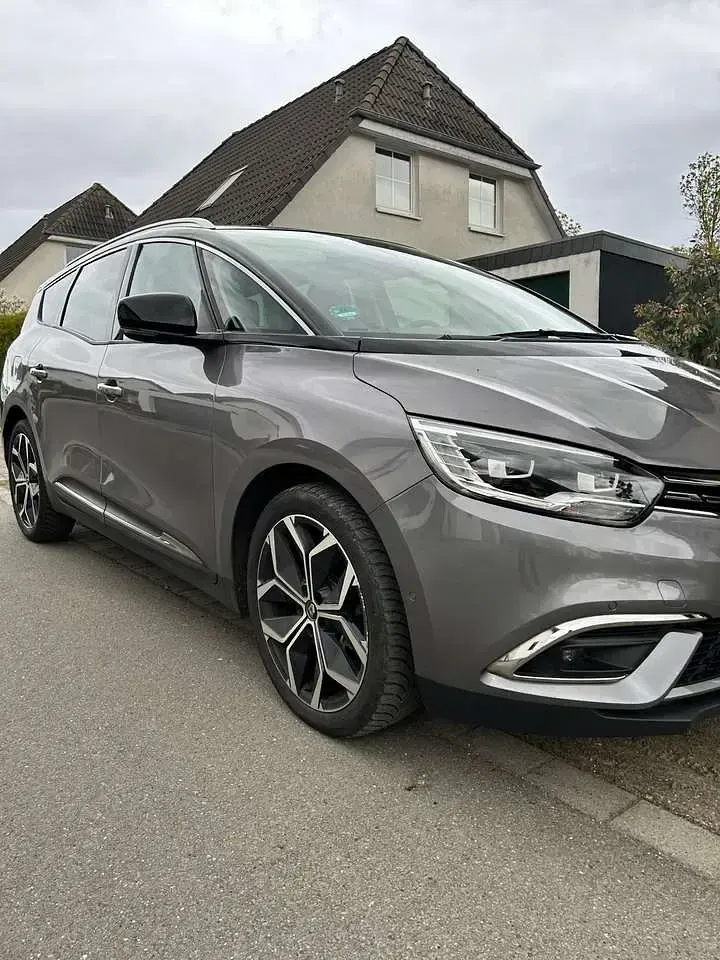 Gebraucht Renault Scenic E-Tech Techno 102 kW (140 PS) 2023 SUV