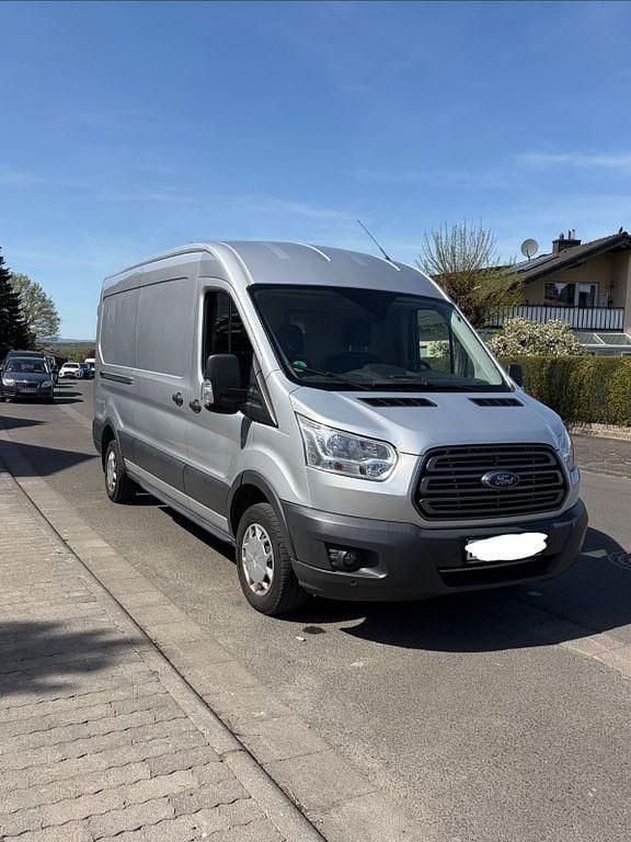 Second-hand Ford Transit 170 CP (125 kW) 2018 Argintiu Monovolum