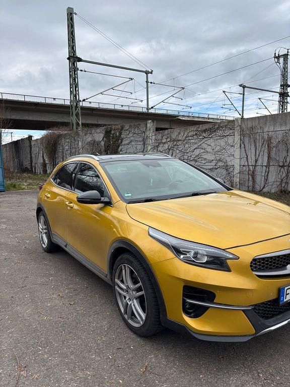 Gebraucht Kia XCeed Launch Edition 140 PS (102 kW) 2019 Gelb SUV