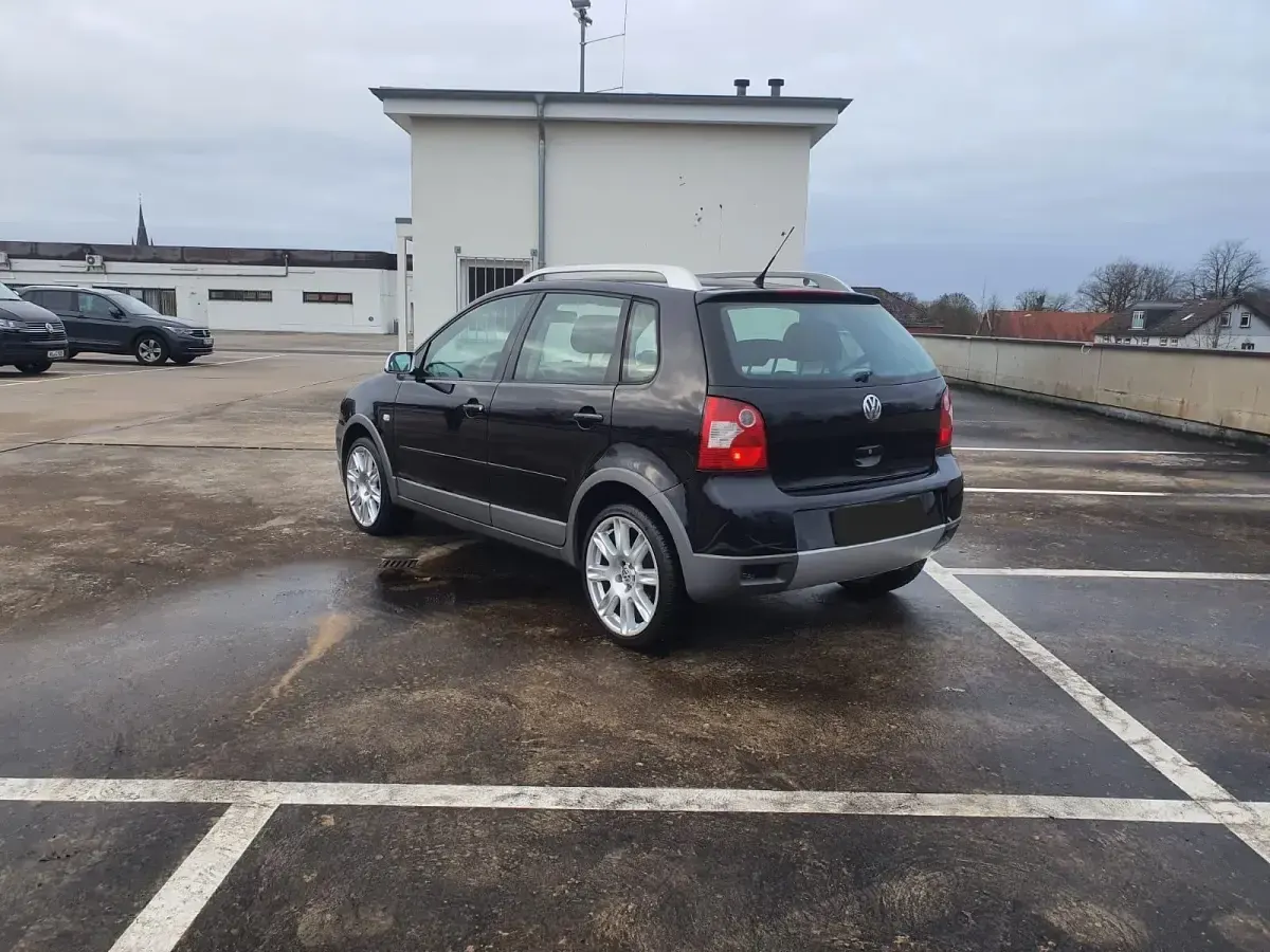 Brugt VW Polo Cross 80 HK (58 kW) 2004 Sort Hatchback