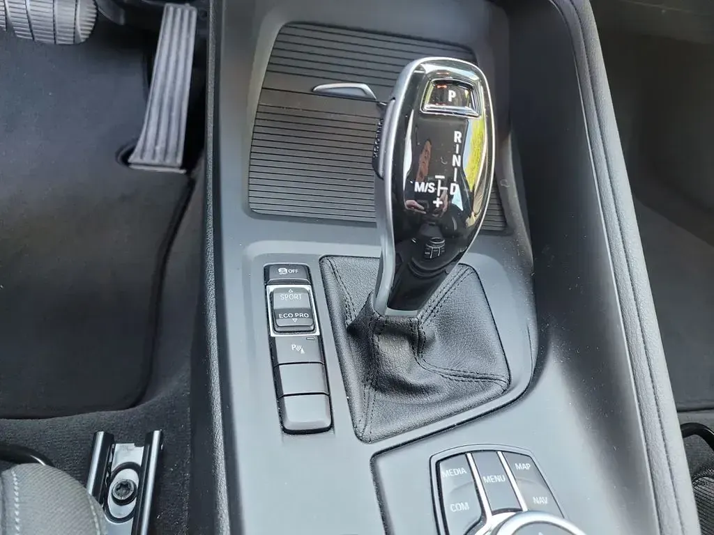 Używany BMW X1 Advantage 150 KM (110 kW) 2021 Szary SUV