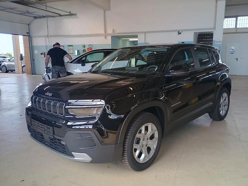Schwarz Gebraucht 2023 Jeep Avenger Altitude SUV | 17.885 € (Superpreis) - Bild 1/4