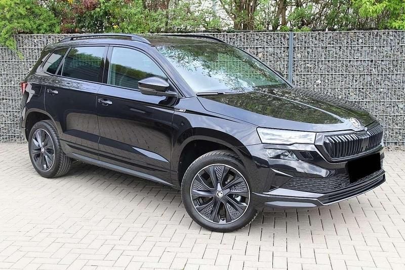 Gebraucht Skoda Karoq SportLine 150 PS (110 kW) 2023 Schwarz SUV