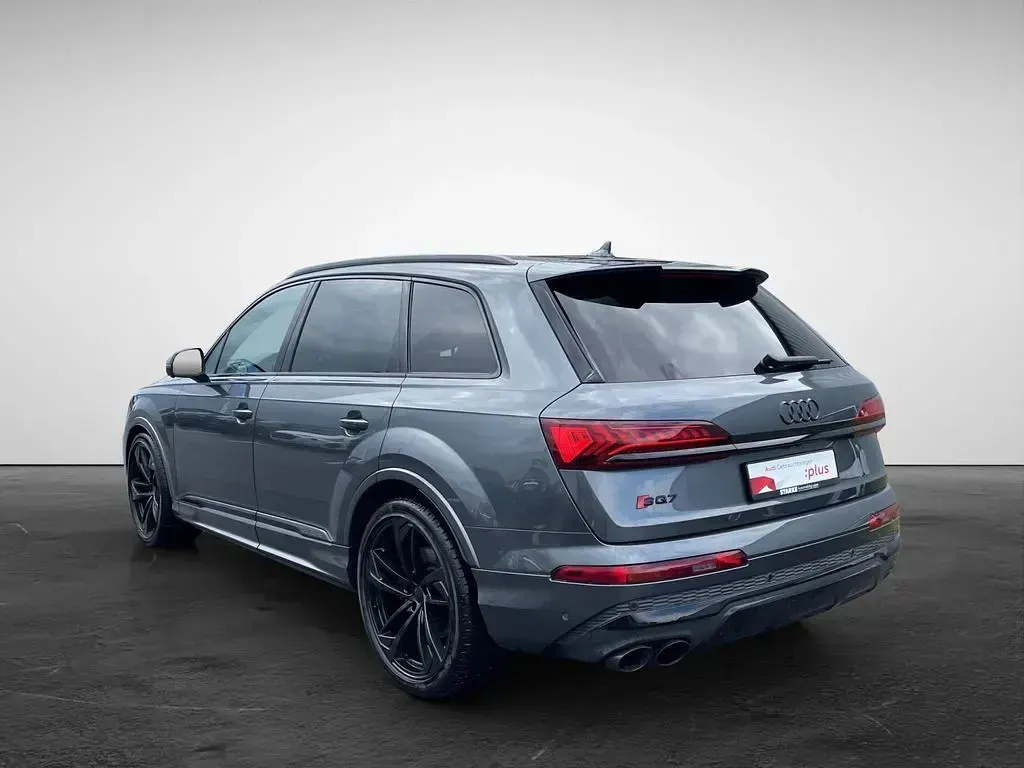 Gebraucht Audi SQ7 Competition 507 PS (372 kW) 2023 Daytonagrau perleffekt SUV