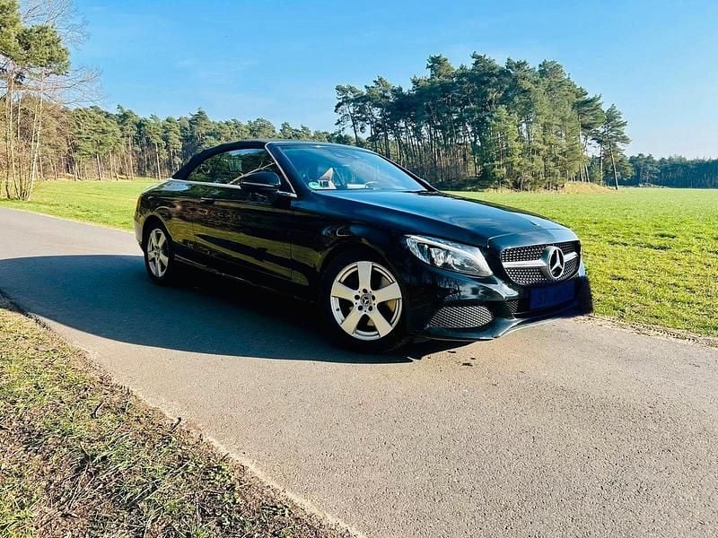 Gebraucht Mercedes C250 204 PS (150 kW) 2017 Schwarz Cabrio