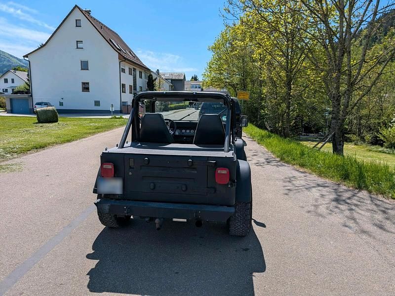 Gebraucht Jeep Wrangler 121 PS (88 kW) 1990 Schwarz SUV