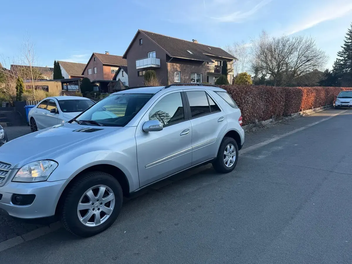 Brugt Mercedes ML320 2006 Sølv SUV