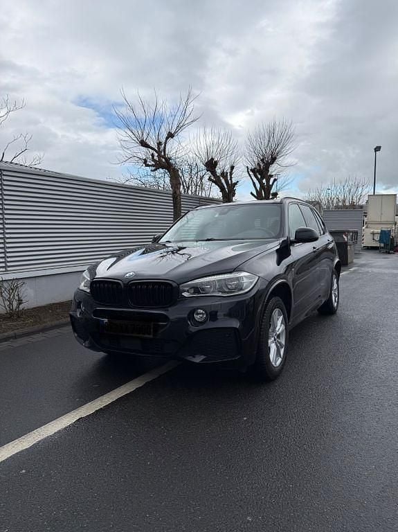 Gebraucht BMW X5 Performance 258 PS (189 kW) 2014 Blau SUV
