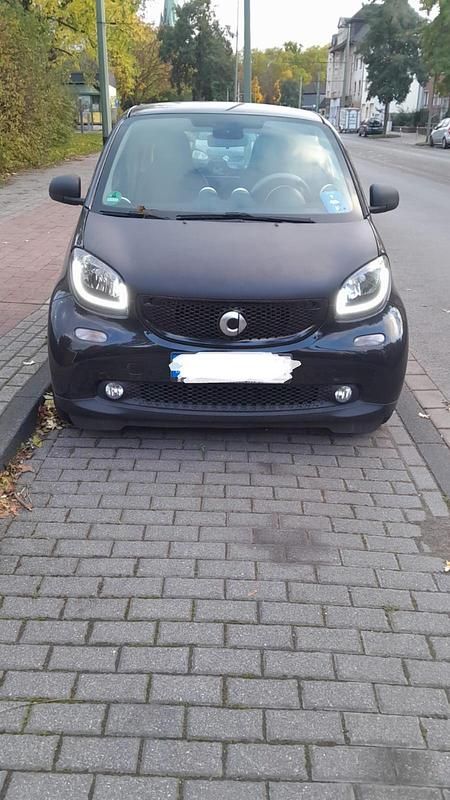 Schwarz Gebraucht 2016 Smart ForTwo Coupé Coupé | 9.500 € (Guter Preis) - Bild 1/4
