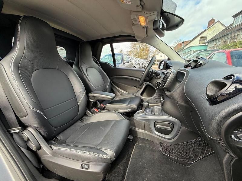 Gebraucht Smart ForTwo Cabrio Brabus 90 PS (66 kW) 2019 Weiß Cabrio