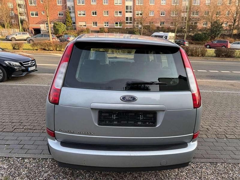 Gebraucht Ford Focus Trend 145 PS (106 kW) 2004 Silber Kleinwagen