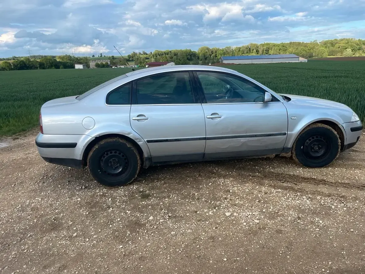Gebraucht VW Passat 114 PS (83 kW) 2002 Limousine