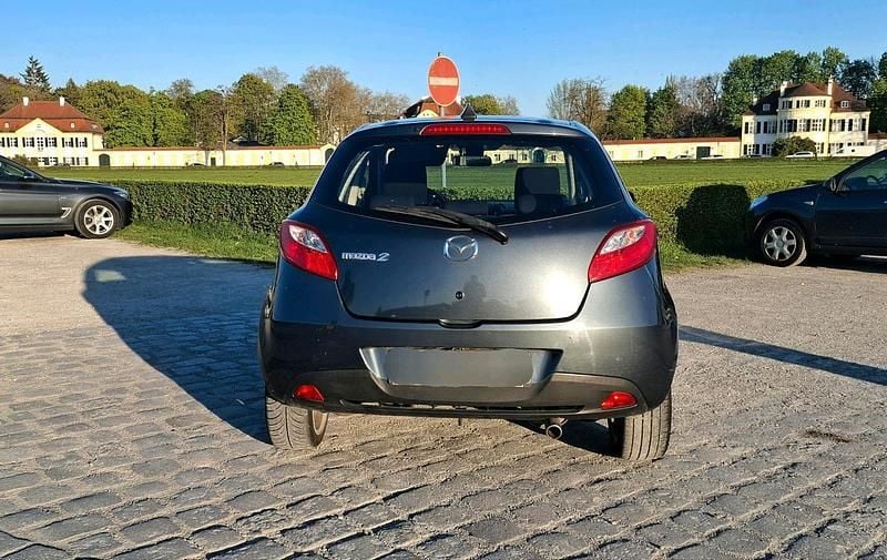 Second-hand Mazda 2 103 CP (75 kW) 2008 Andere farben Hatchback