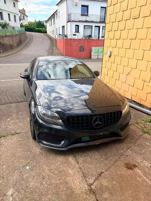 Gebraucht Mercedes C250 AMG line 204 PS (150 kW) 2016 Schwarz Coupé