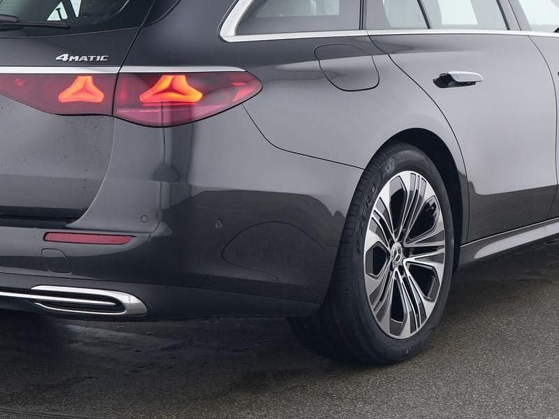 Second-hand Mercedes E200 204 CP (150 kW) 2025 Gri Berlinǎ