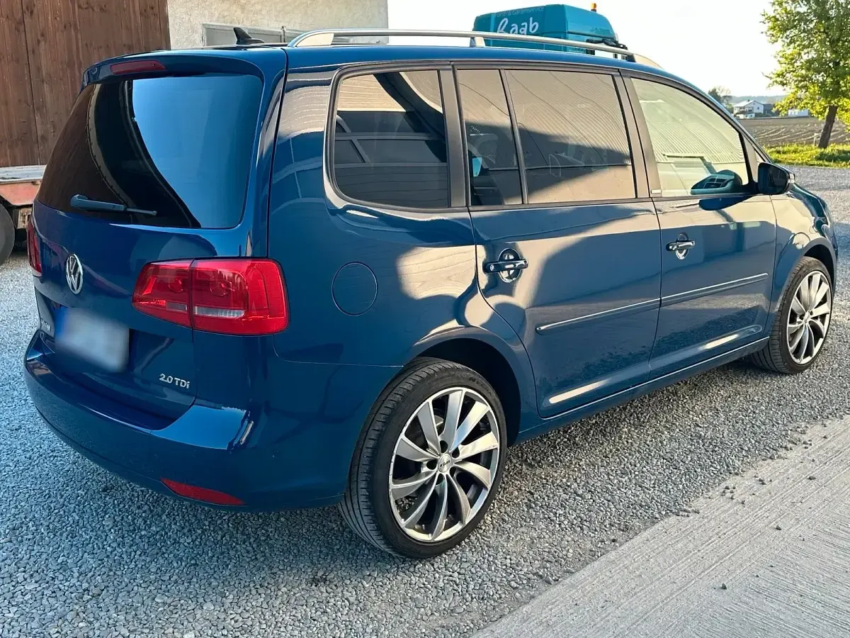 Gebraucht VW Touran 2012 Blau Van / Kleinbus