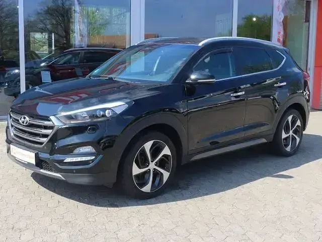 Gebraucht Hyundai Tucson Premium 185 PS (136 kW) 2015 Schwarz SUV