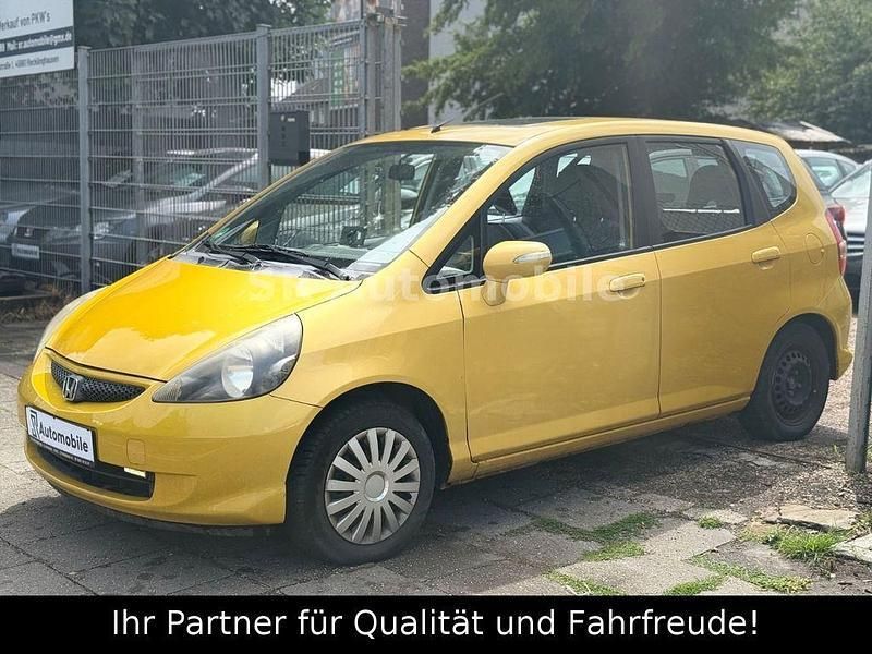 Gelb Gebraucht 2005 Honda Jazz LS Kleinwagen | 3.990 € (Fairer Preis) - Bild 1/3