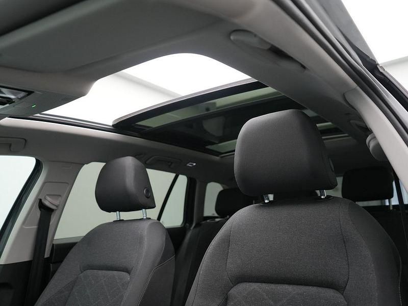 Gebraucht VW Golf VIII Life 116 PS (85 kW) 2021 Delfingrau Kombi