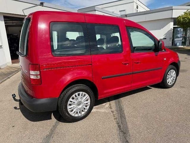 Gebraucht VW Caddy Trendline 105 PS (77 kW) 2014 Rot Van / Kleinbus