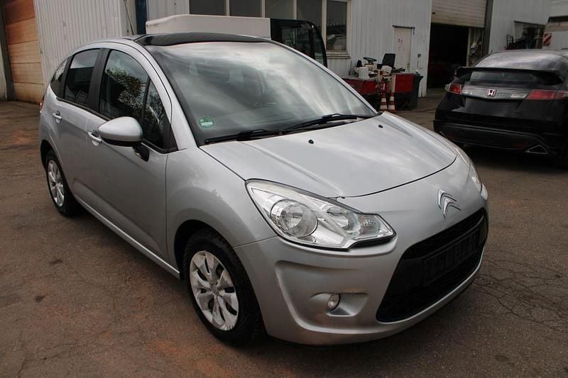 Second-hand Citroën C3 Tendance 73 CP (53 kW) 2010 Argintiu Berlinǎ
