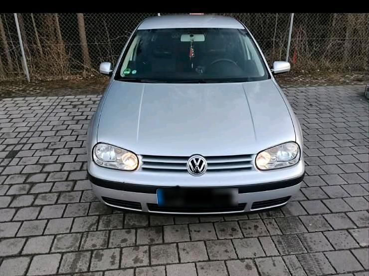 Gebraucht VW Golf IV 98 PS (72 kW) 2003 Silber Kombi