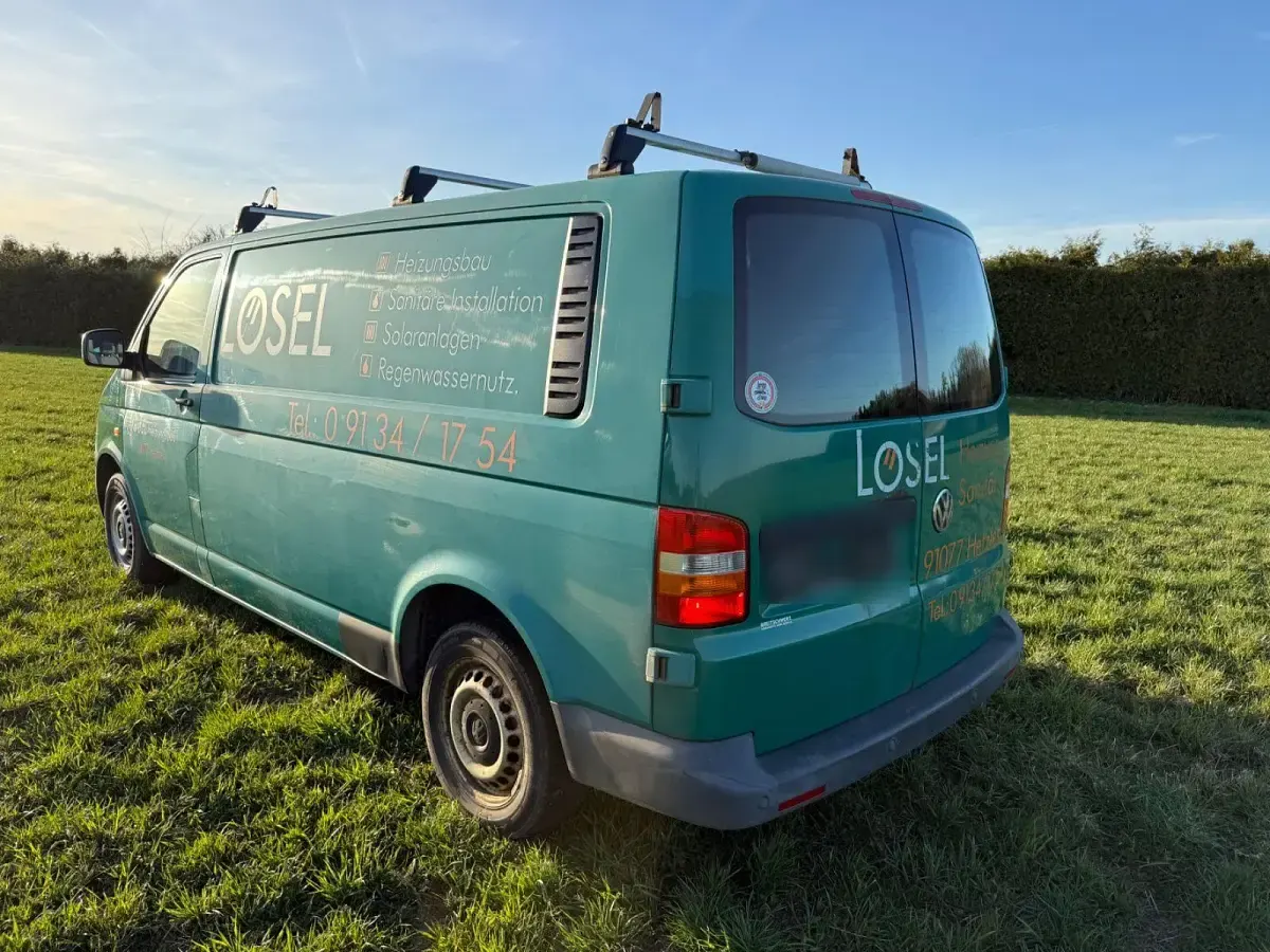 Käytetty VW Transporter 131 HP (96 kW) 2007 Vihreä Van