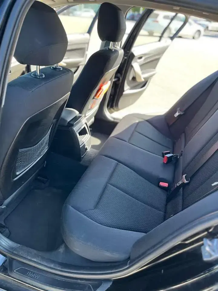 Gebraucht BMW 116 Urban Line 116 PS (85 kW) 2013 Schwarz Kleinwagen