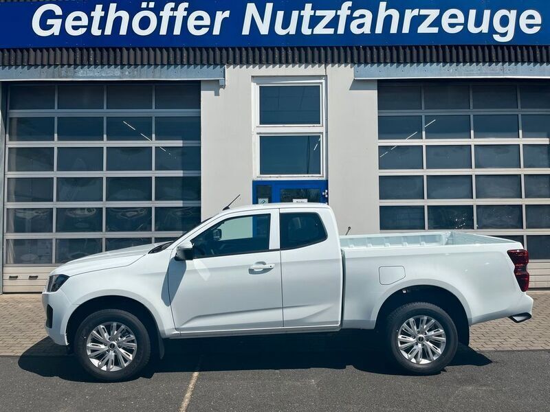 Splash white Neu 2025 Isuzu D-Max Abholung | 44.613 € - Bild 1/4