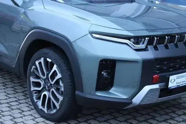 Gebraucht KGM Torres 163 PS (119 kW) 2023 Forest green SUV