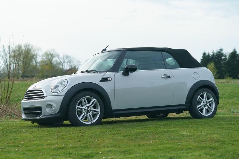 Usado Mini Cooper 122 HP (89 kW) 2011 Prateado Citadino