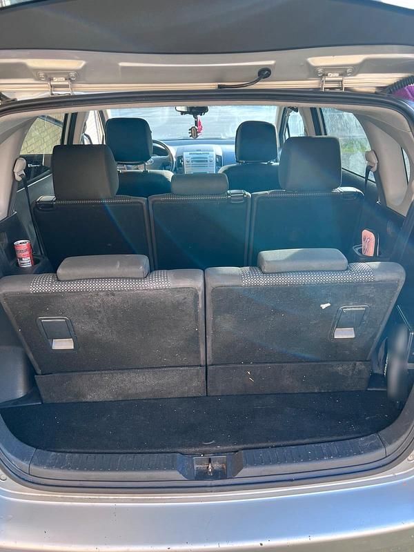 Gebraucht Toyota Verso 177 PS (130 kW) 2008 Grau Van / Kleinbus