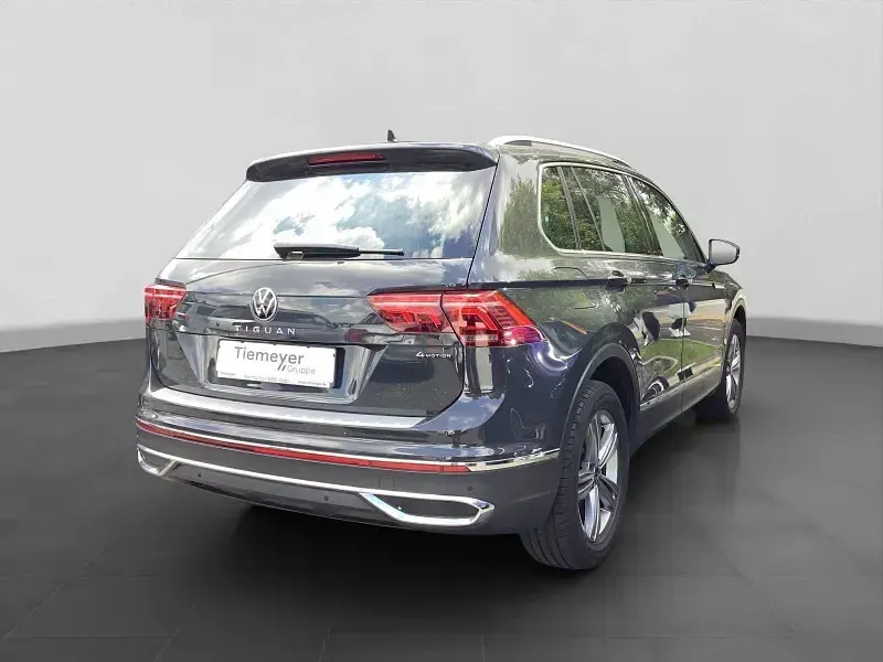 Gebraucht VW Tiguan Elegance 150 PS (110 kW) 2022 Grau SUV