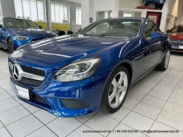 Gebraucht Mercedes SLC180 156 PS (114 kW) 2017 Blau Cabrio