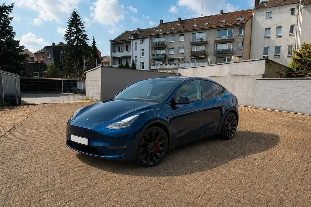 Gebraucht Tesla Model Y Performance 392 kW (534 PS) 2024 SUV
