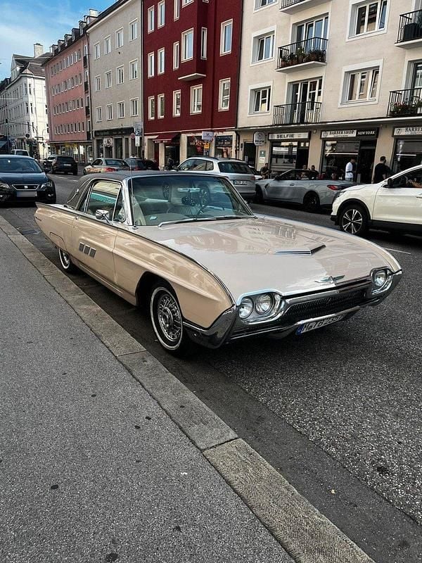 Gebraucht Ford V8 300 PS (220 kW) 1963 Gelb Coupé