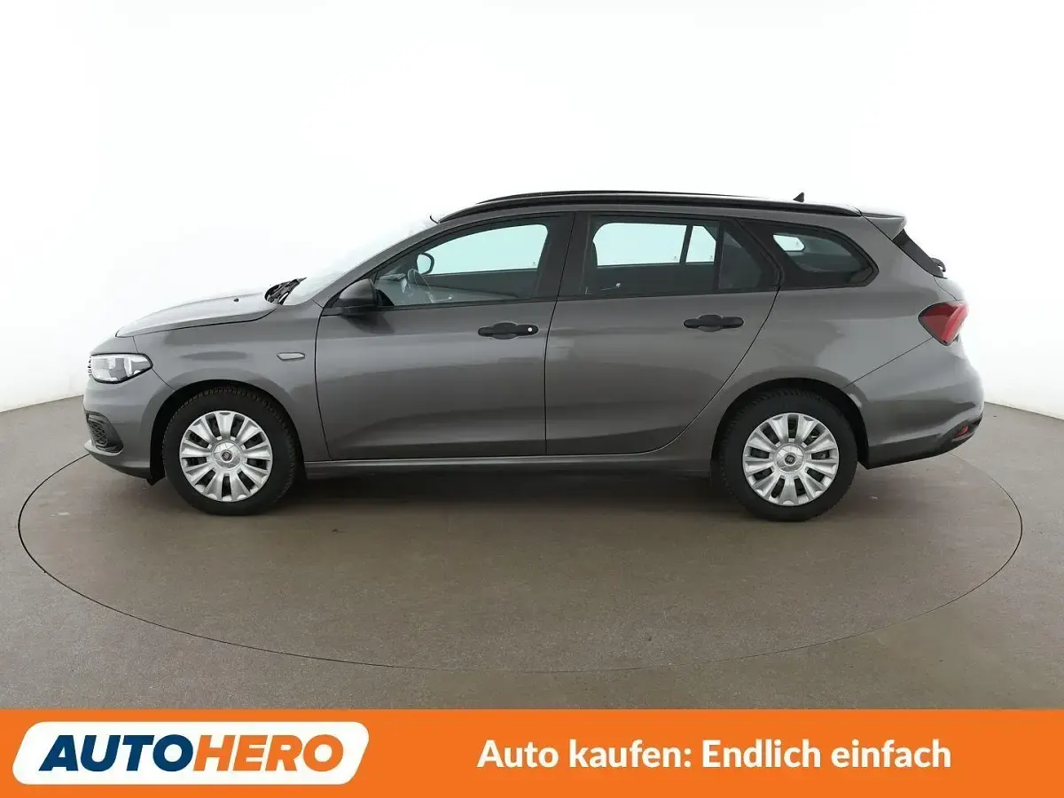 Gebraucht Fiat Tipo More 120 PS (88 kW) 2017 Grau Kombi