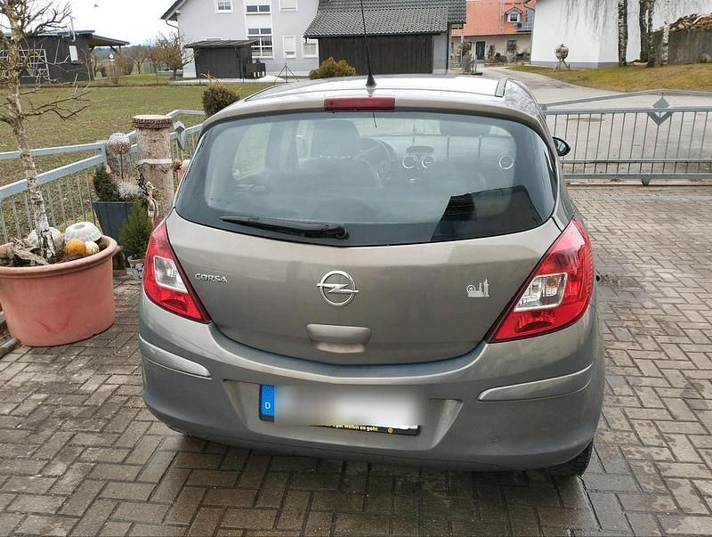 Gebraucht Opel Corsa 87 PS (63 kW) 2014 Grau Kleinwagen